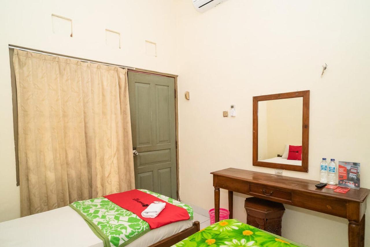 Reddoorz Near Kampus 3 Uty Yogyakarta Hotel Екстериор снимка
