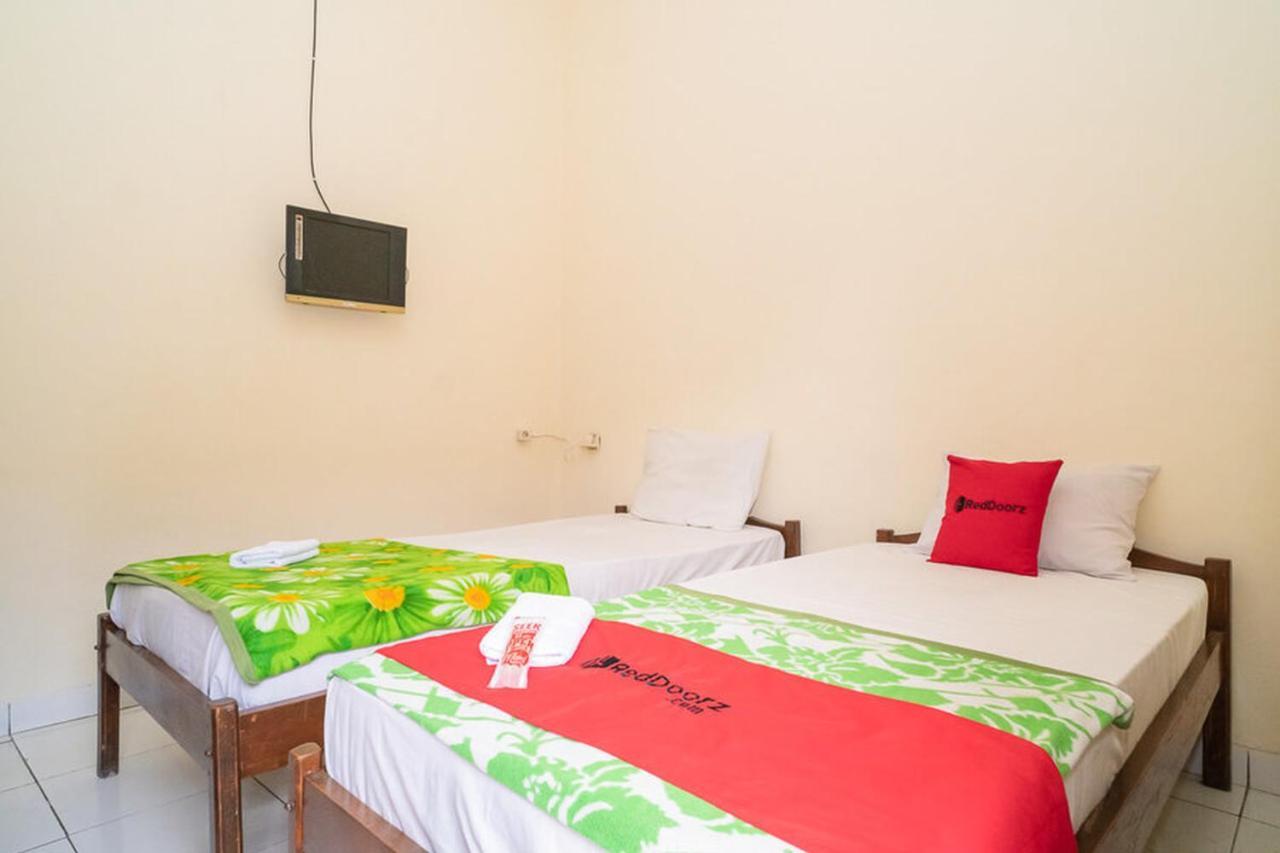 Reddoorz Near Kampus 3 Uty Yogyakarta Hotel Екстериор снимка